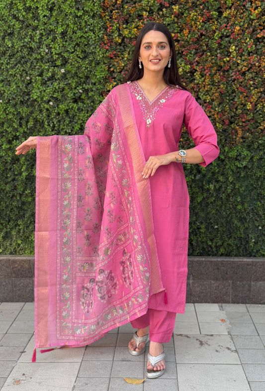 pink colour kurti pant with dupatta