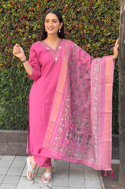 pink colour kurti pant with dupatta