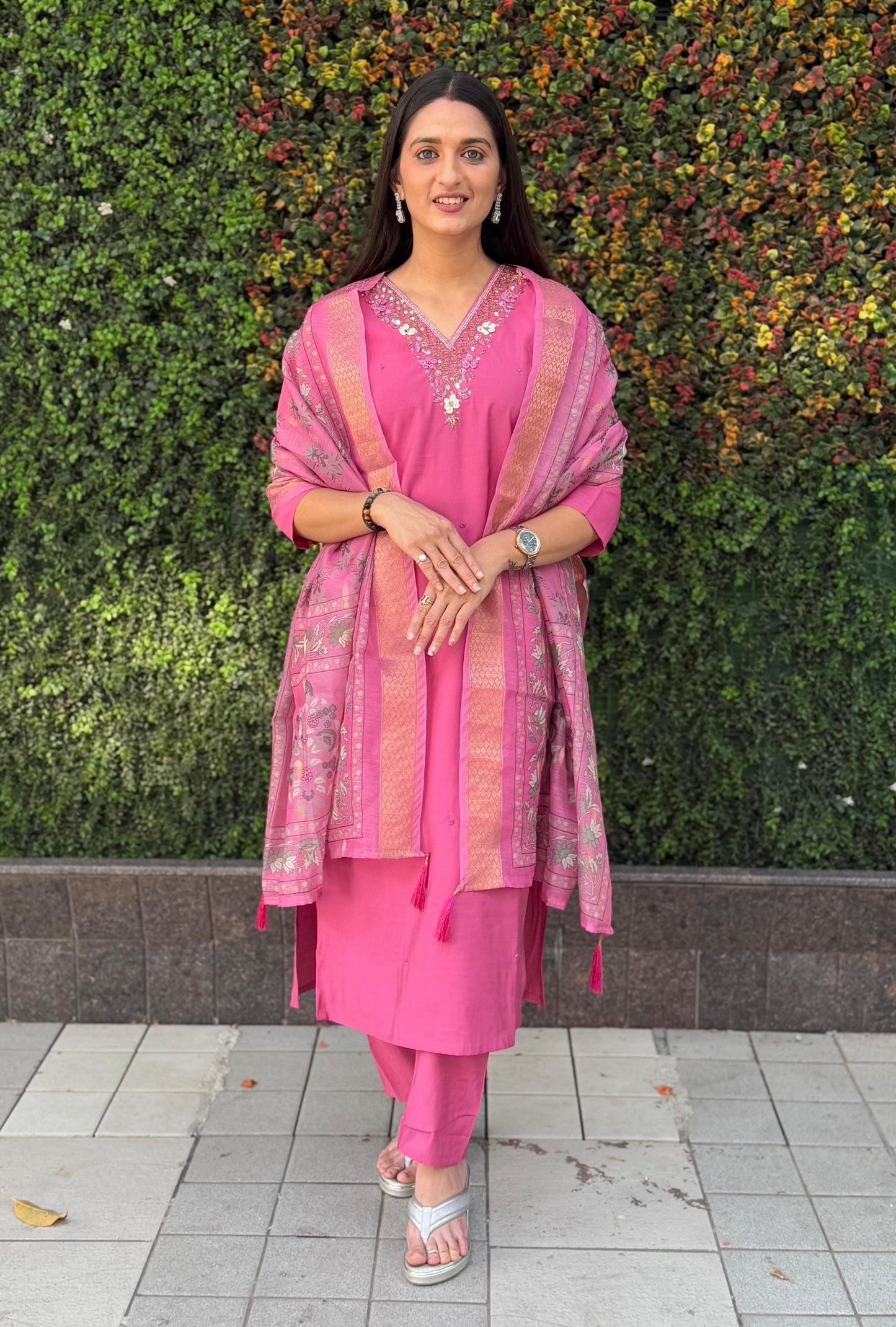 pink colour kurti pant with dupatta