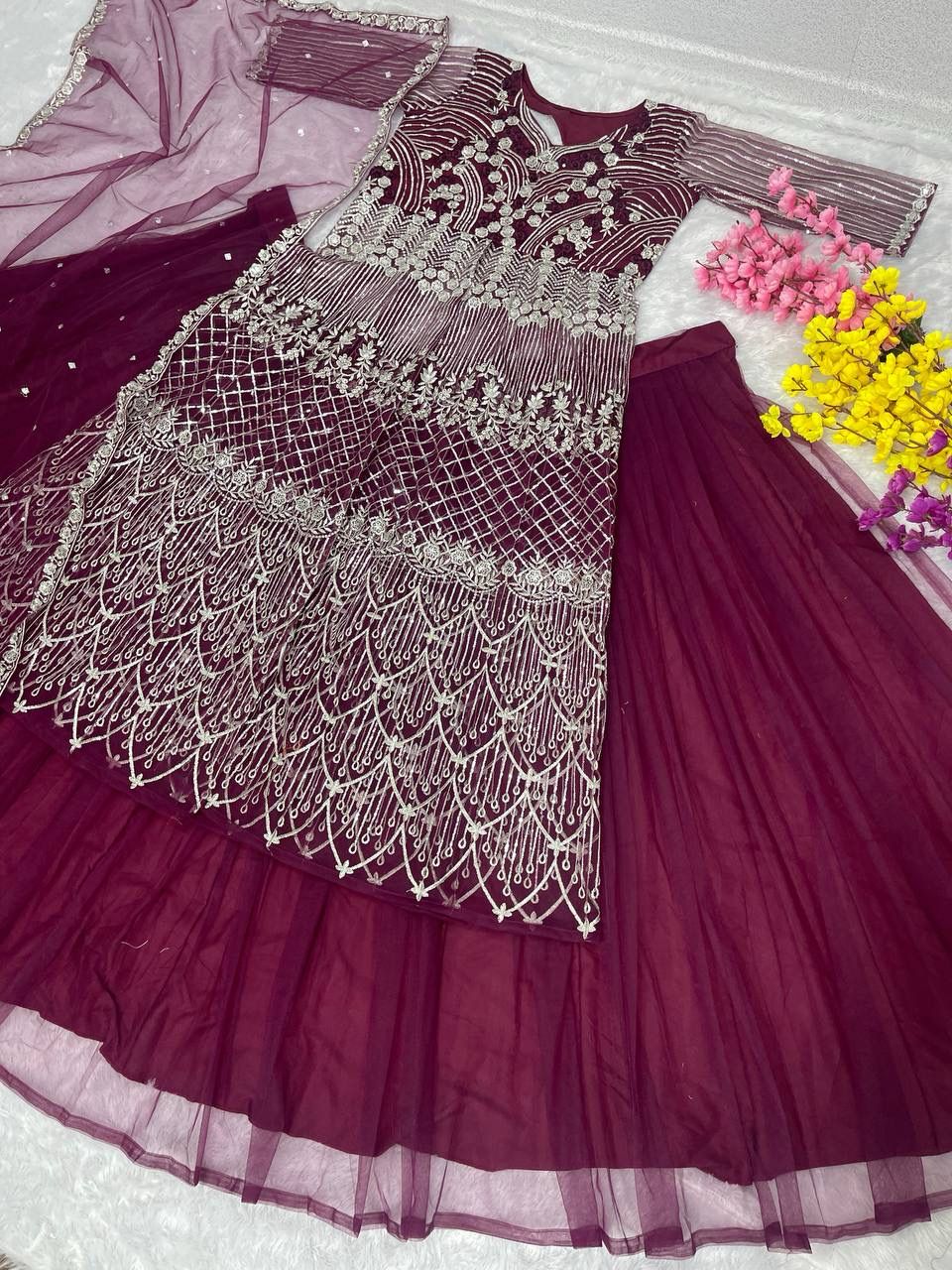 BRIDAL WEAR HEAVY EMBROIDERY SEQUENCE WORK LEHENGAS WITH DUPATTA